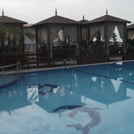 Coralli Hotel 3*